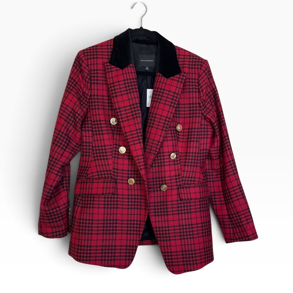 Banana Republic Red Plaid Wool Blazer Velvet Collar Gold Crest Buttons Size 8